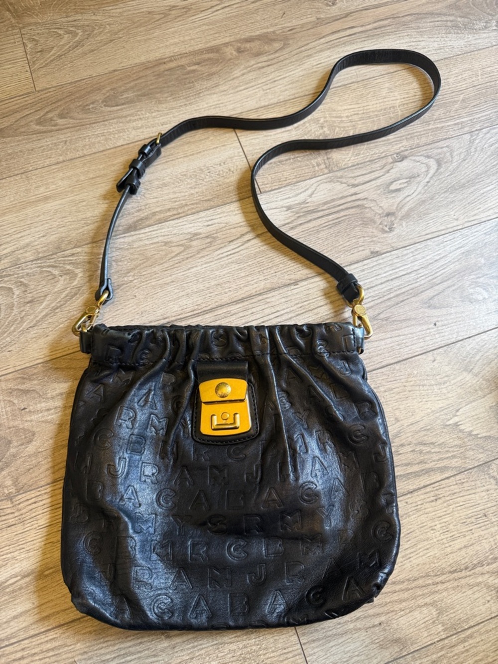 Perfect Marc by Marc Jacobs Leather Dreamy Letter Embossed Crossbody Bag Black